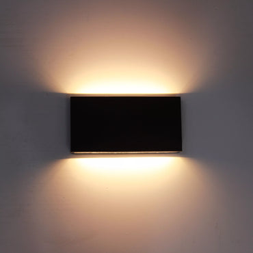 8W Rectangular LED Wall Lt Blk WW 200x100x31mm #LBD2760-8