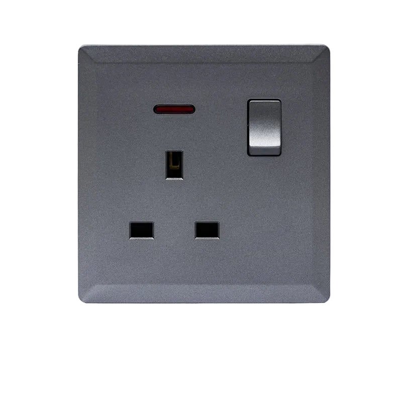 Switched 13A Socket with Neon (Silver) - #S7.0-017S