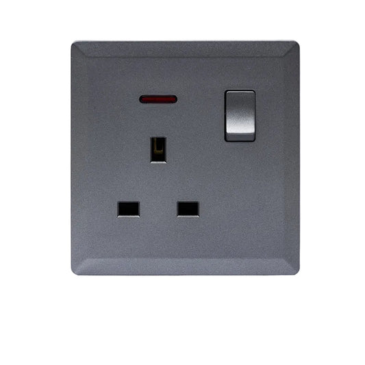 Switched 13A Socket with Neon (Silver) - #S7.0-017S
