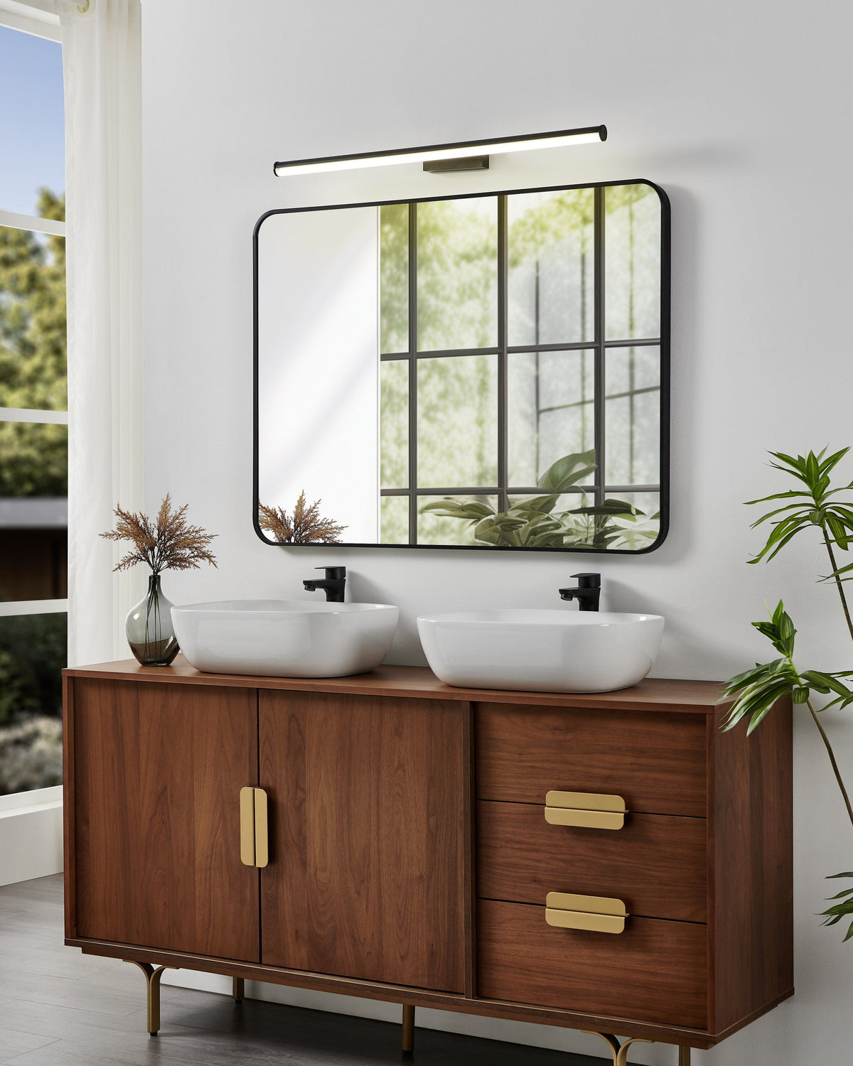 VADUMI Mirror, Wall Lt Black, White IP44 780mm #901959